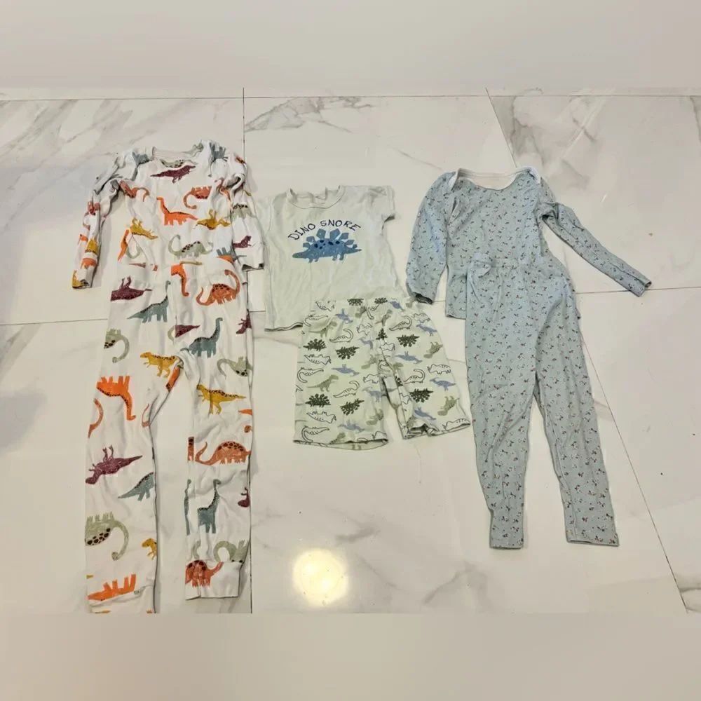 Set of 3, 4T Matching pajamas set #13 - Picture 4 of 11